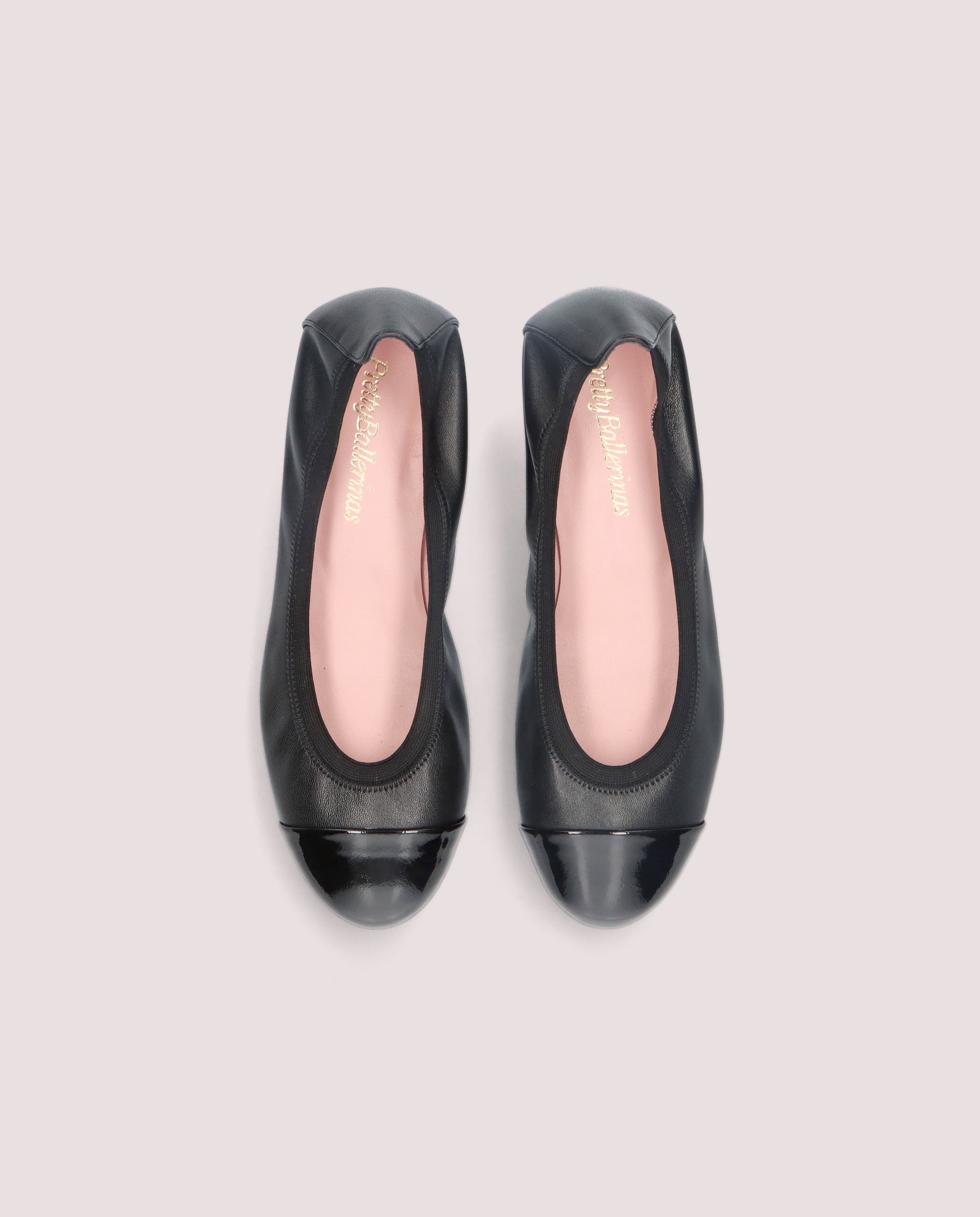 Gretschen Black Leather Salon