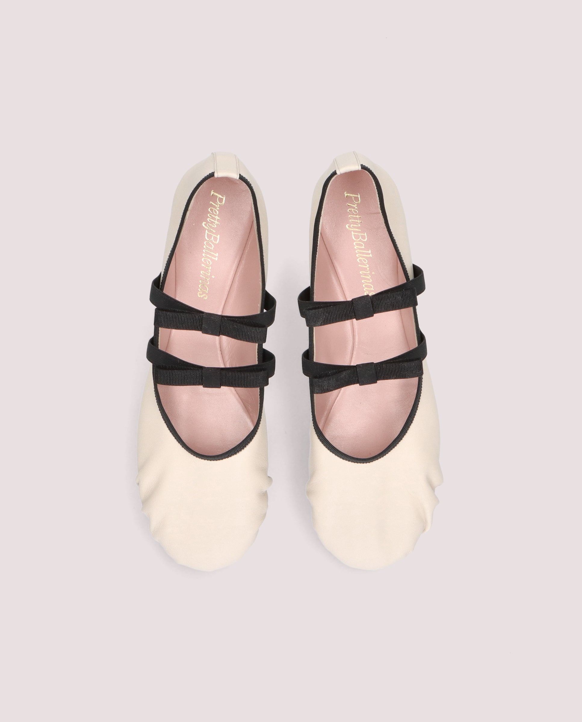 Lea Blancos Skin Dancers