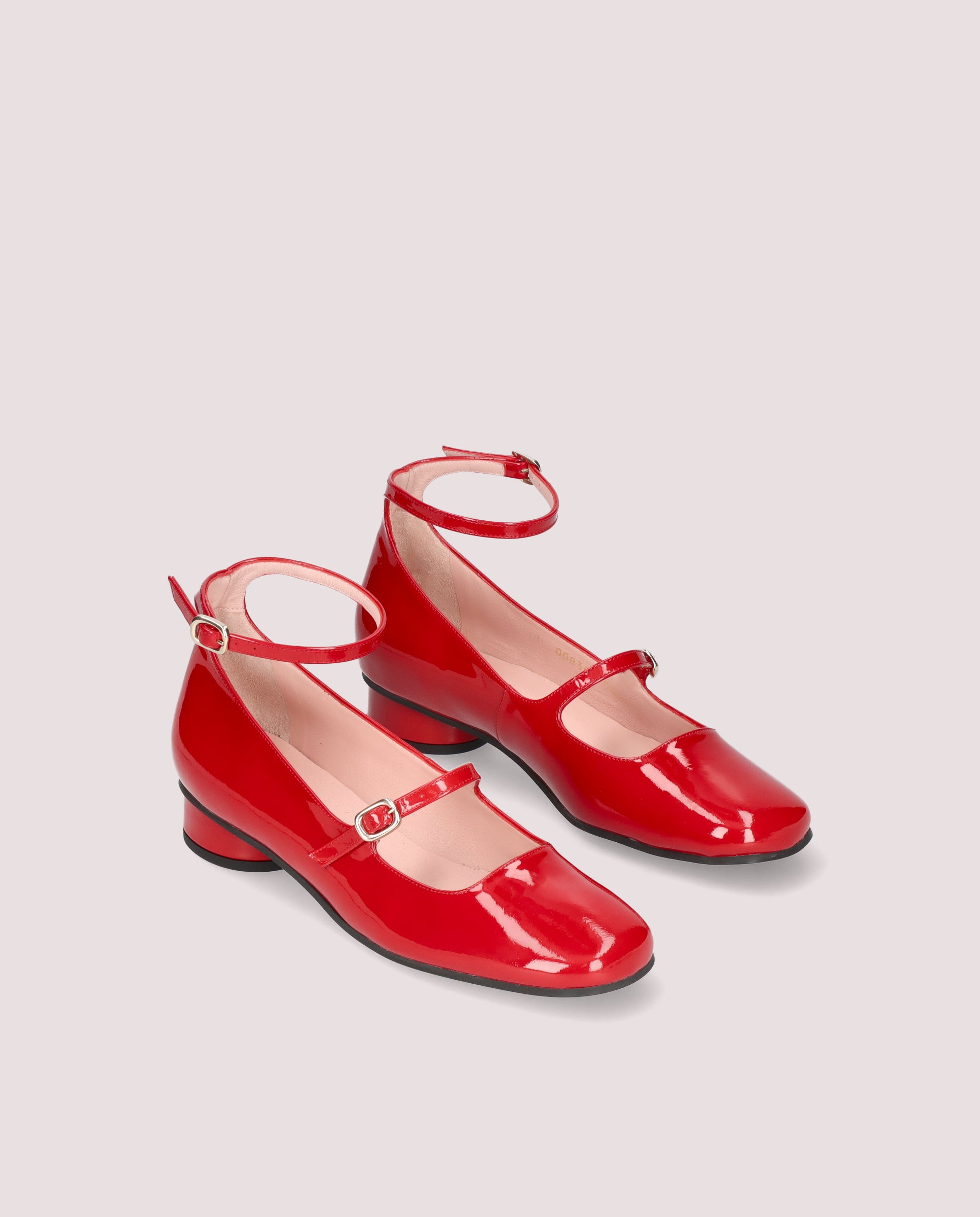 Salon Odette Rojos Charol