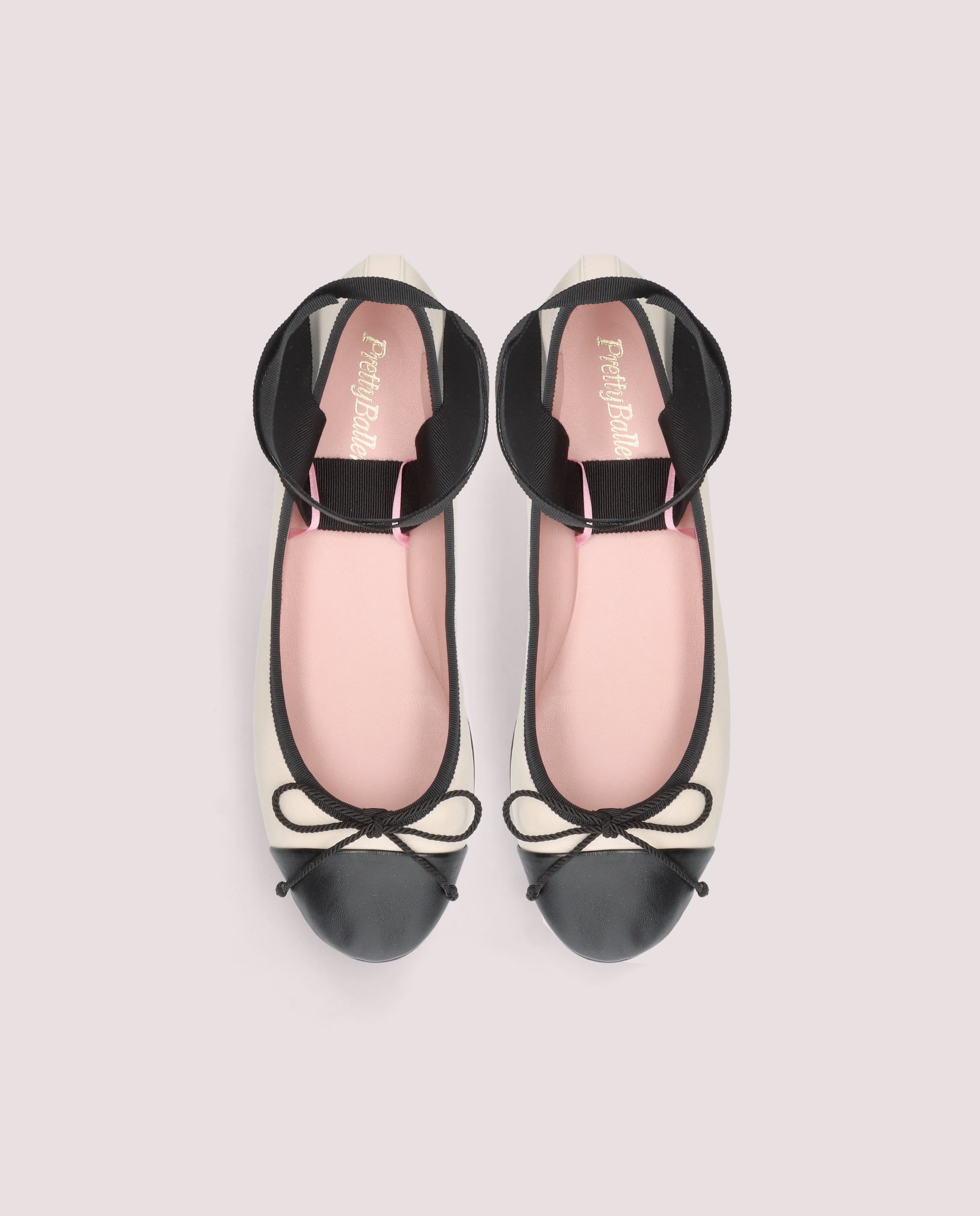 Nicole Blancos Piel Dancers