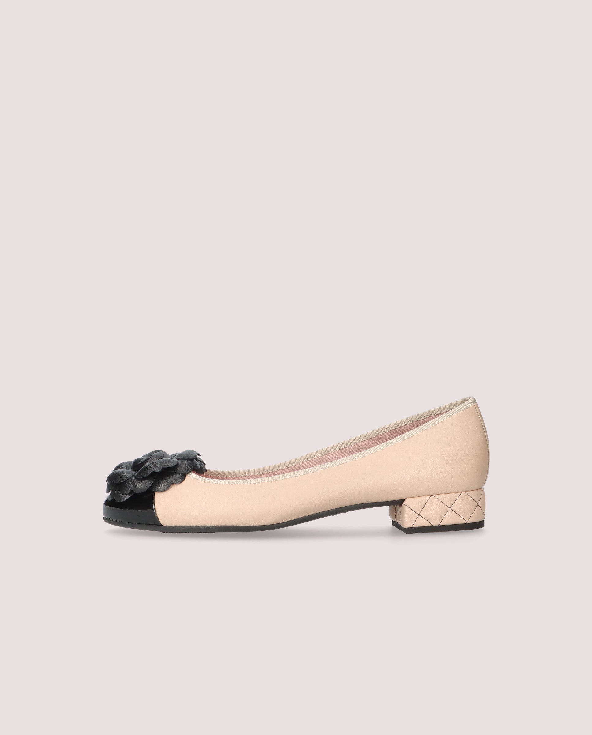 Gretchen's Salon Beige Leather