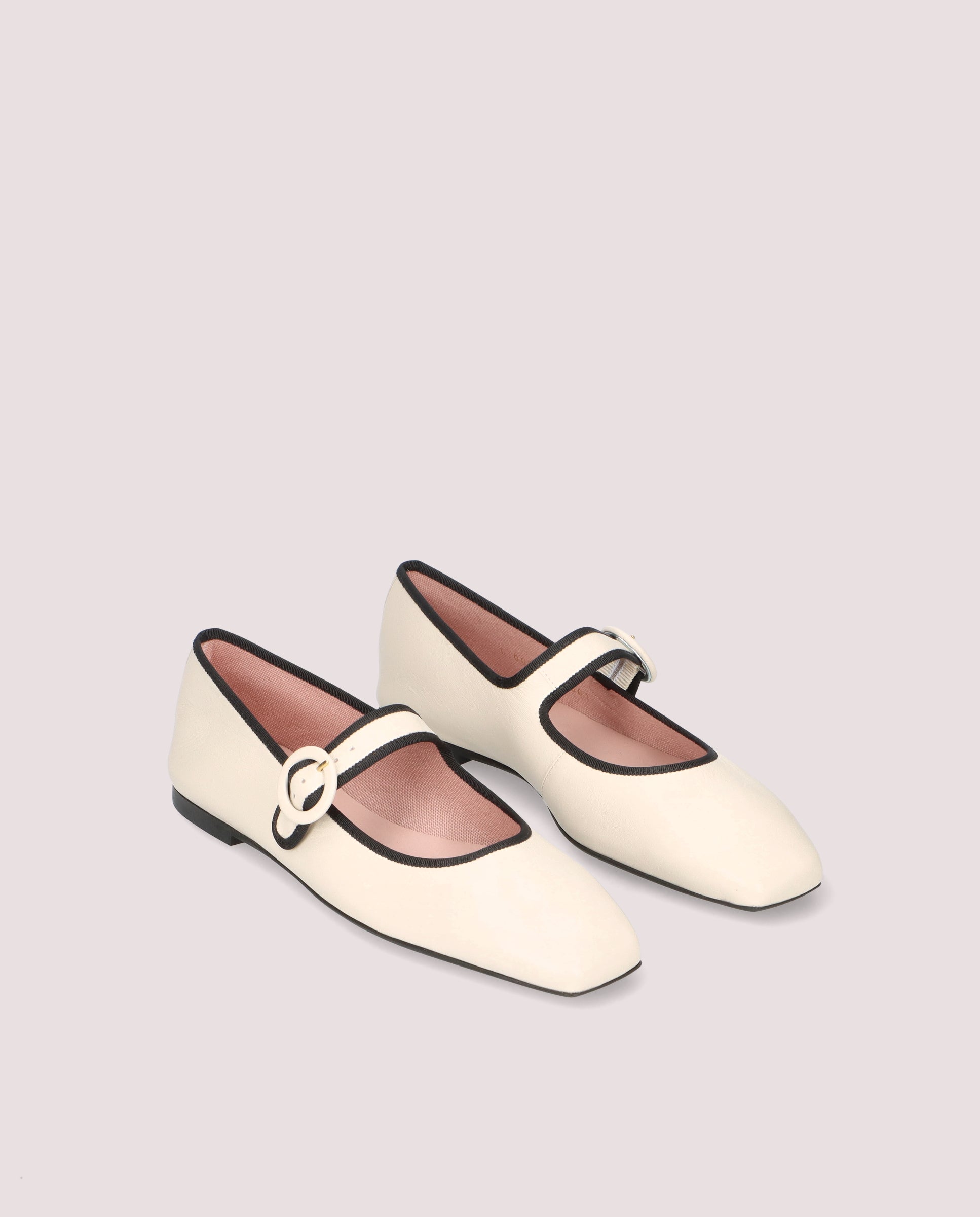 Camille Blancos Leather Ballerinas