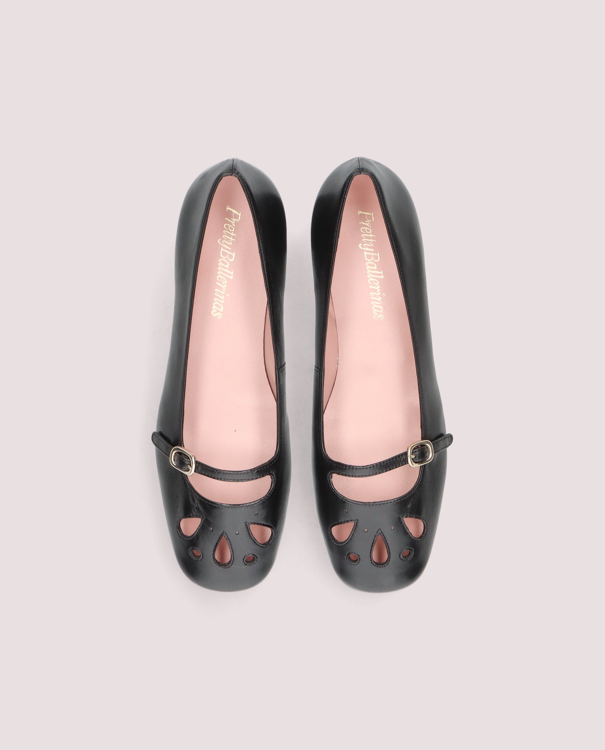 Salon Odette Negros Piel