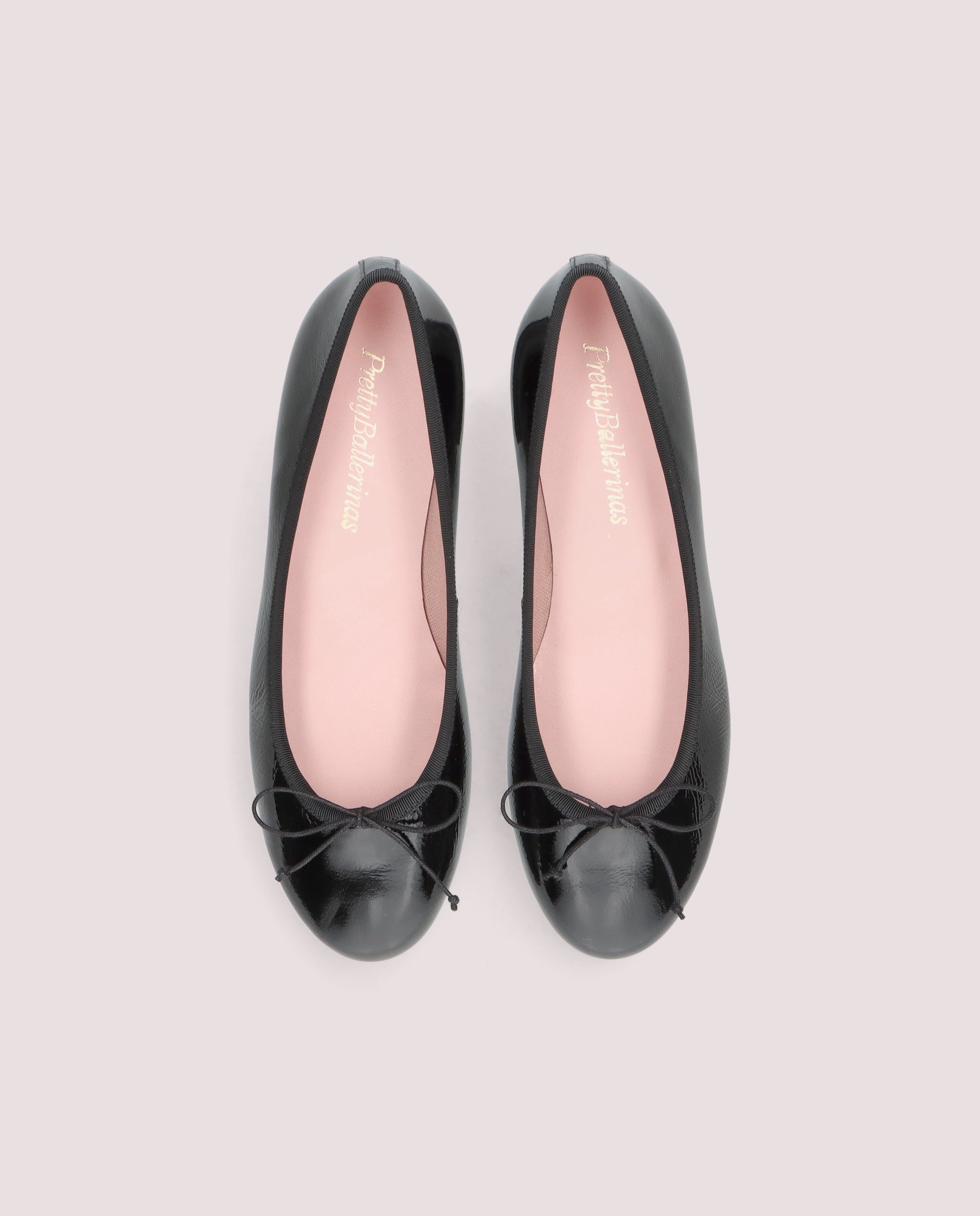 Salon Gretschen Negros Charol