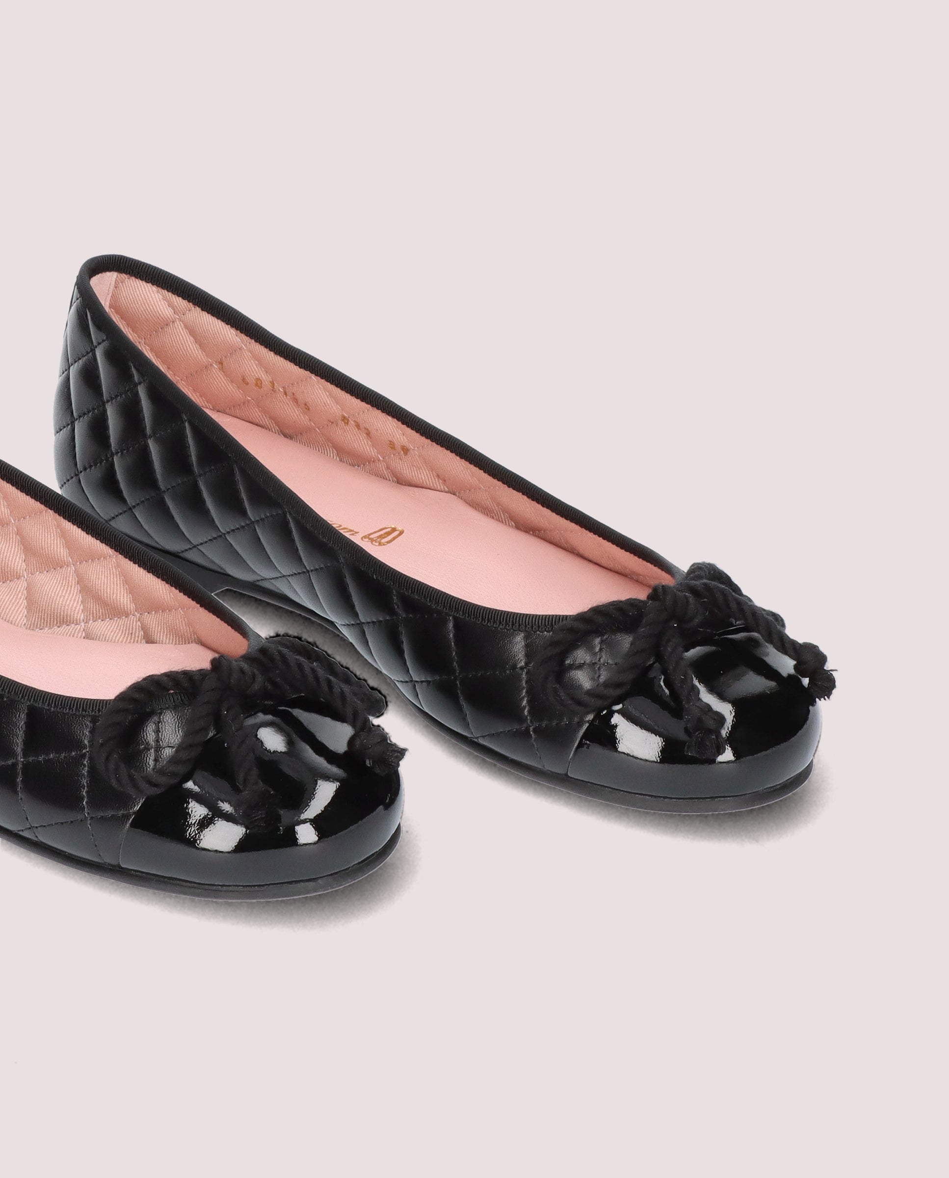 Rosario Black Leather Ballet Flats