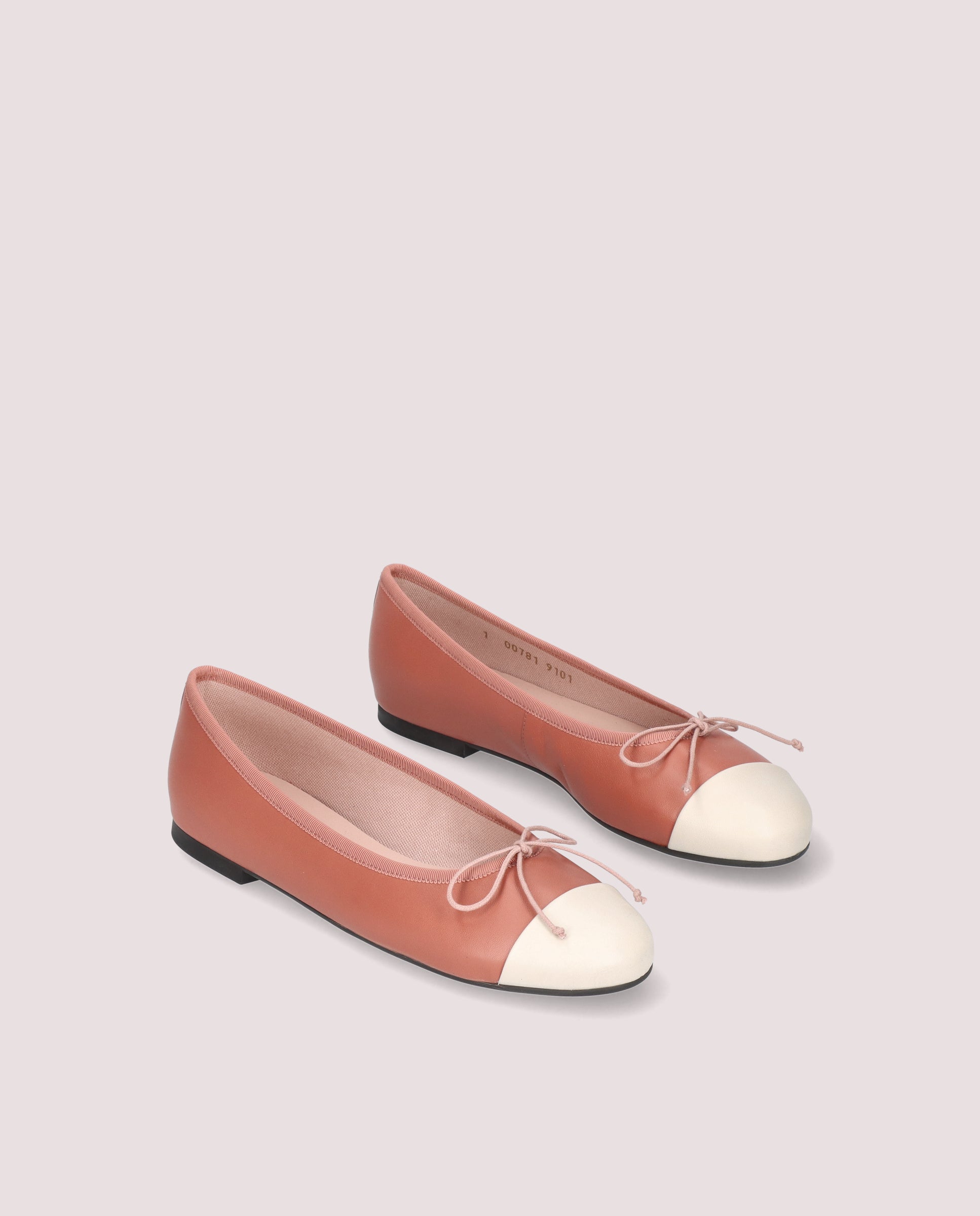 Nicole Rosas Piel Dancers