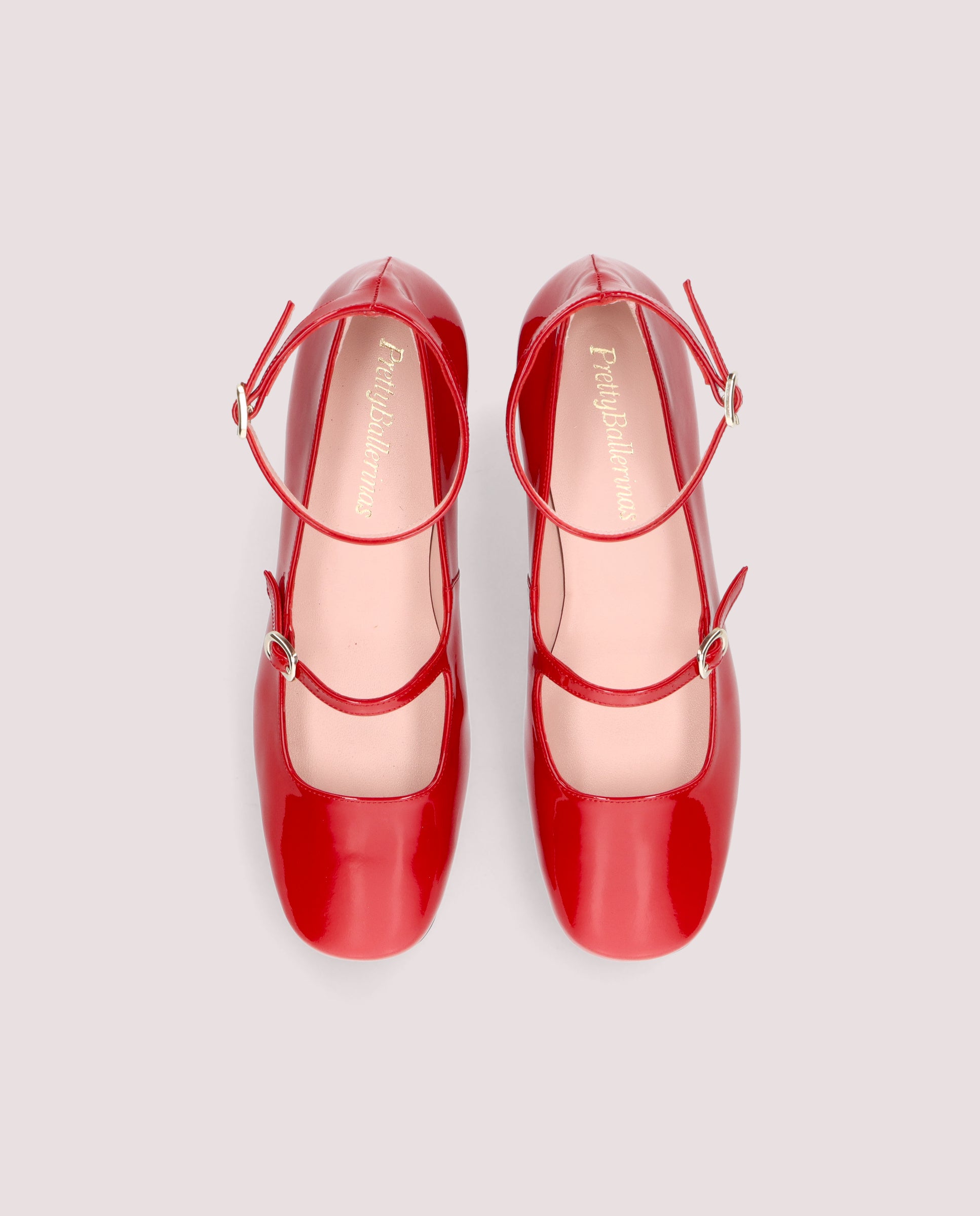 Salon Odette Rojos Charol