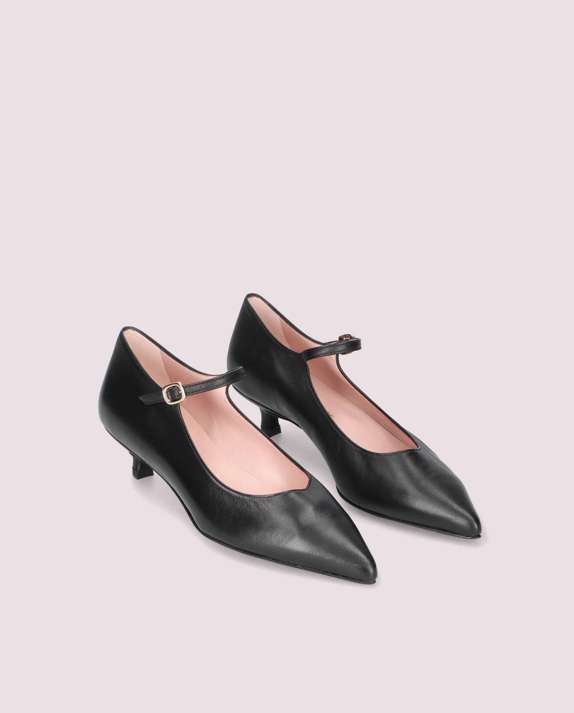 Kendall Black Leather Salon