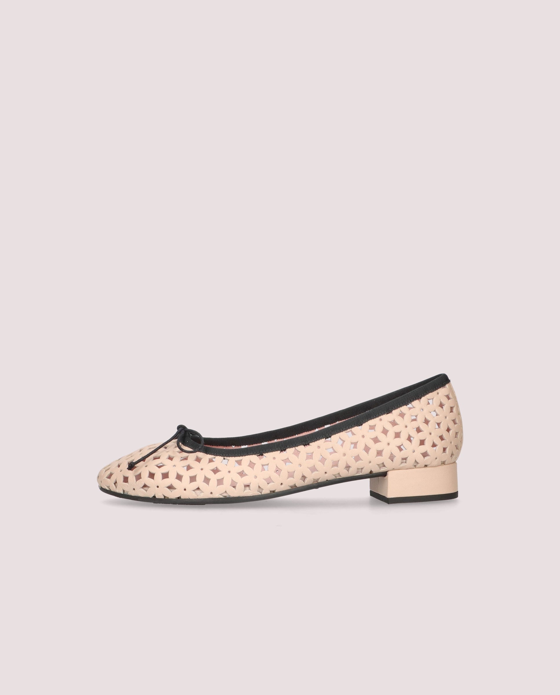 Gretchen's Salon Beige Leather